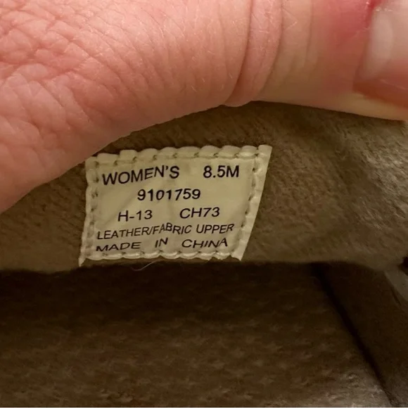 Women’s Sperry Topsiders Leather and Gold - Picture 5 of 6